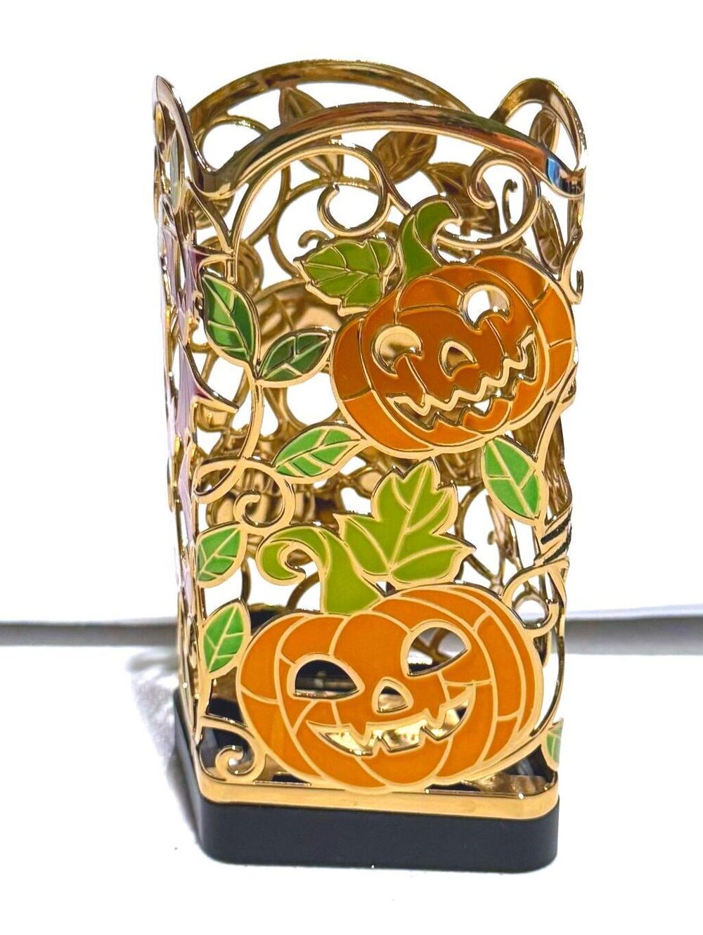 Bath and Body Works Stained Glass Skull Halloween Foaming Soap Holder